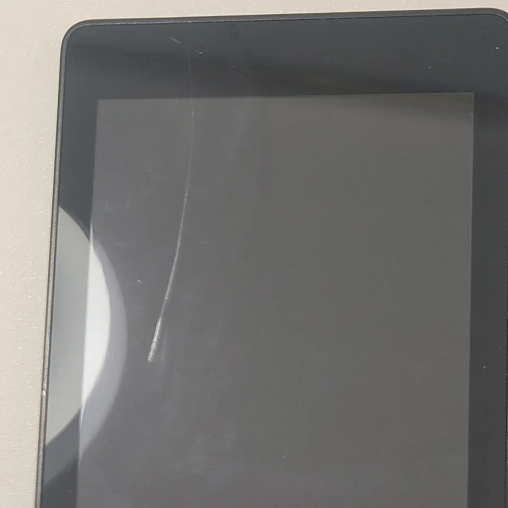 Amazon Fire HD 6 4th Generation 8GB Wi-Fi Tablet 6